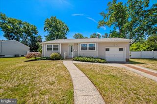 376 CLEVELAND AVE, West Berlin, NJ 08091