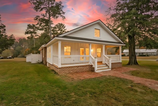 12 Duncan Drive, Williams, SC 29493