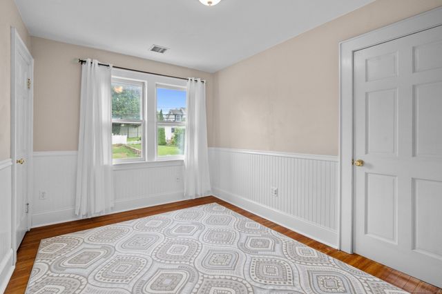 14 Maple Street, Darien, CT 06820