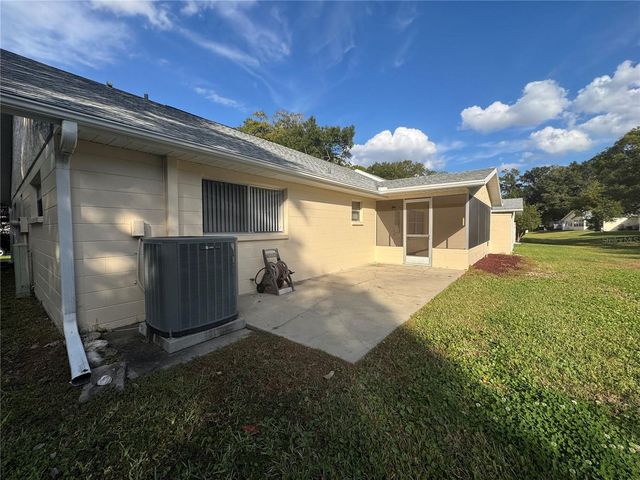 8426 SW 92ND LANE F, Ocala, FL 34481