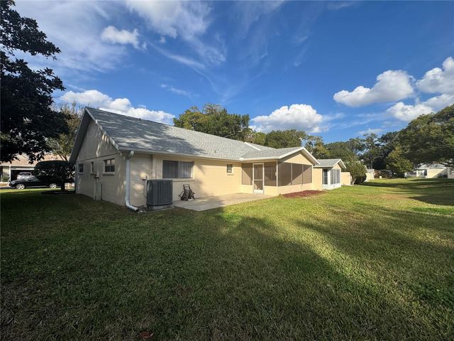 8426 SW 92ND LANE F, Ocala, FL 34481