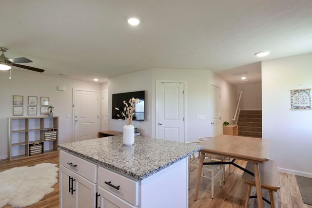 379 E Melton Road, Ozark, MO 65721