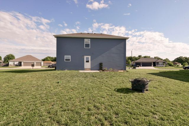 379 E Melton Road, Ozark, MO 65721