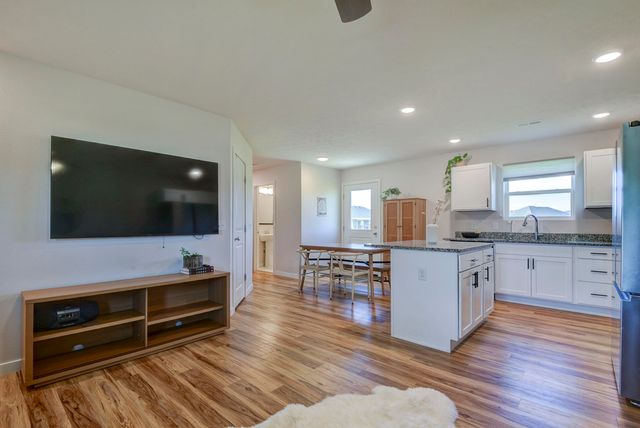 379 E Melton Road, Ozark, MO 65721