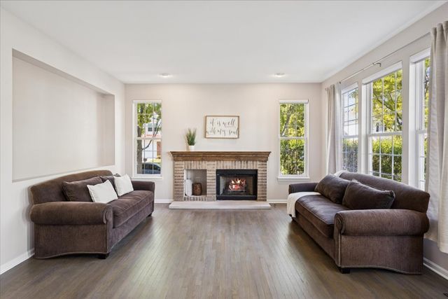 2409 Meadowbrook Lane, Westchester, IL 60154