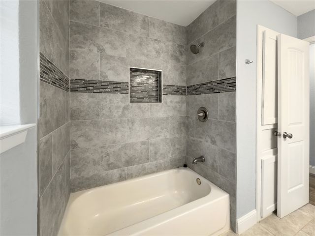 1915 Chalice Road, Arlington, TX 76014