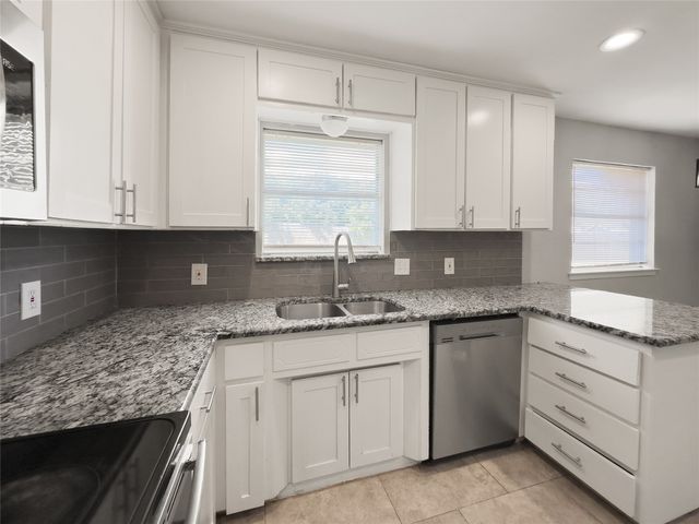 1915 Chalice Road, Arlington, TX 76014