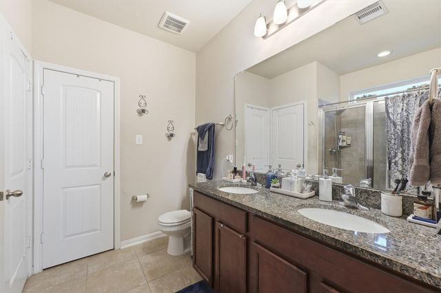 138 Bayside Crossing Drive, La Porte, TX 77571