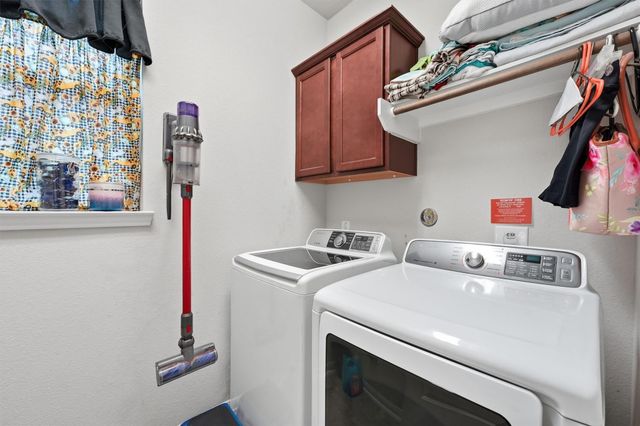 138 Bayside Crossing Drive, La Porte, TX 77571