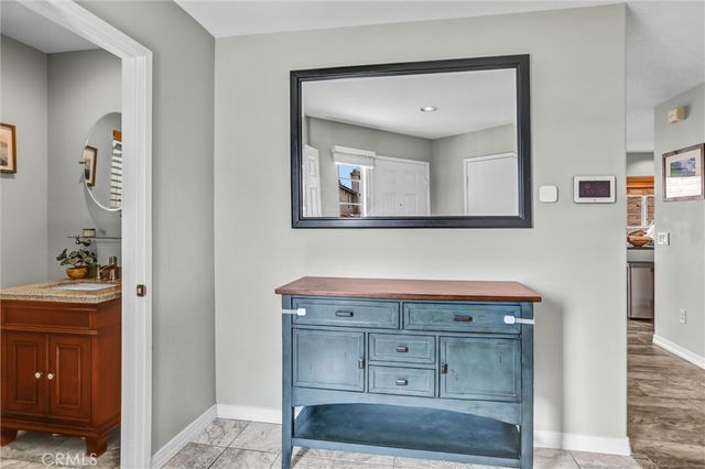 8947 Gateway View Court, El Cajon, CA 92021