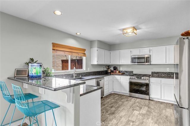 8947 Gateway View Court, El Cajon, CA 92021