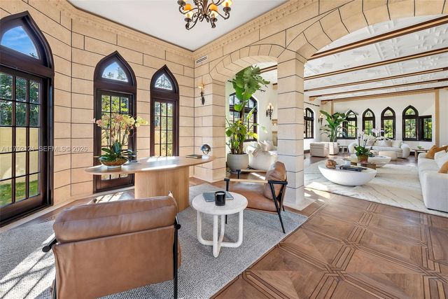 49 Palm Ave, Miami Beach, FL 33139