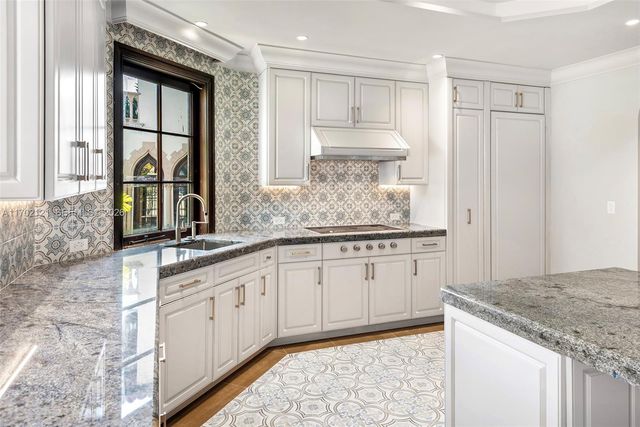 49 Palm Ave, Miami Beach, FL 33139