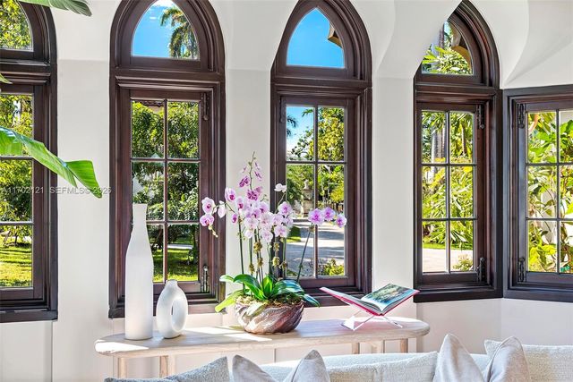 49 Palm Ave, Miami Beach, FL 33139