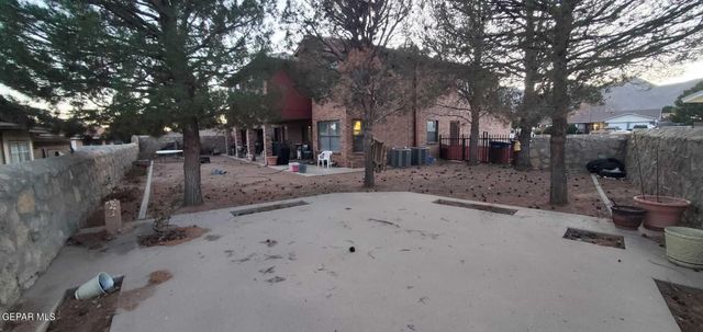 4643 R L Shoemaker Drive, El Paso, TX 79924