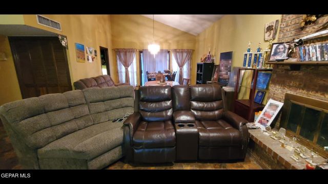 4643 R L Shoemaker Drive, El Paso, TX 79924