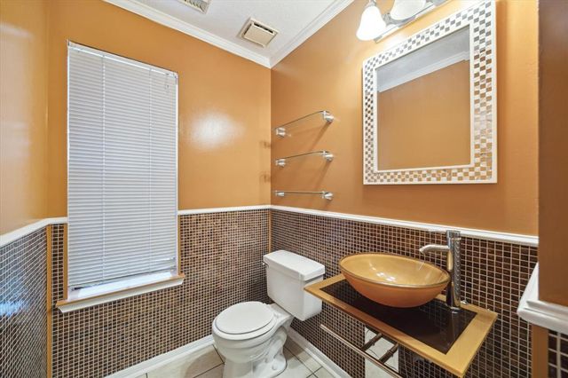 19119 Timber Trace Drive, Humble, TX 77346