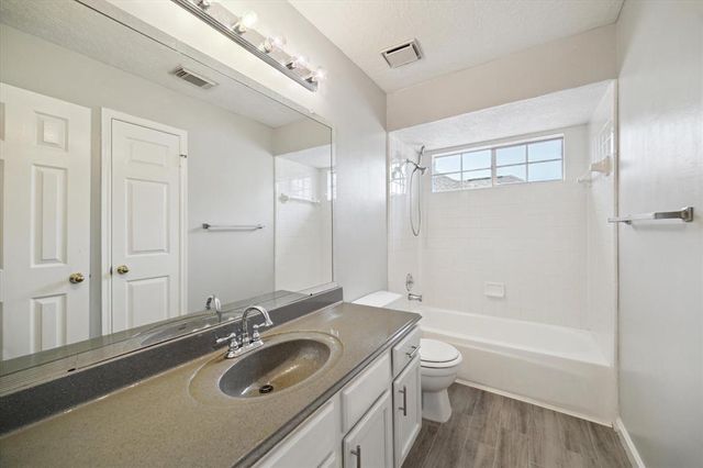 19119 Timber Trace Drive, Humble, TX 77346