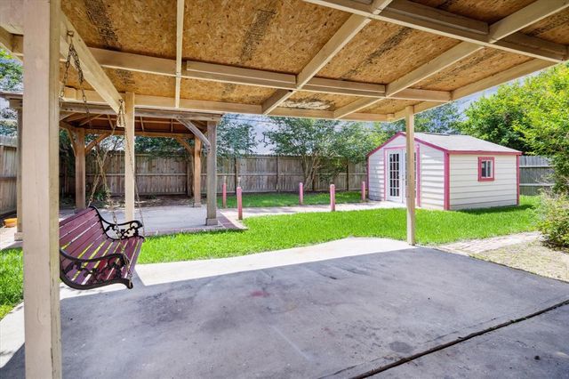 19119 Timber Trace Drive, Humble, TX 77346