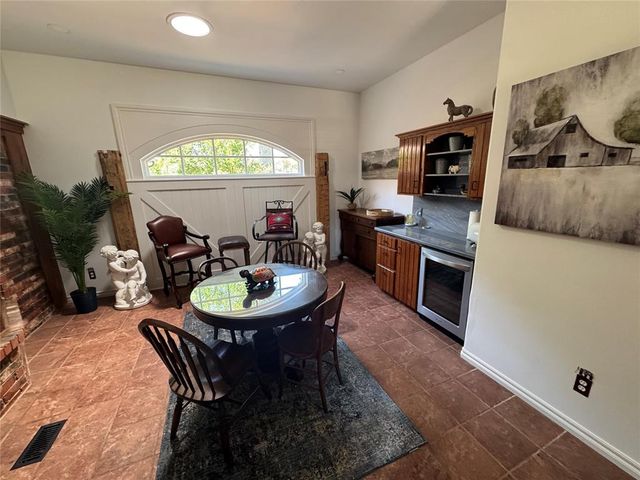 3701 E Waterloo Road, Edmond, OK 73034