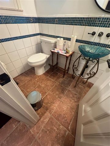 3701 E Waterloo Road, Edmond, OK 73034
