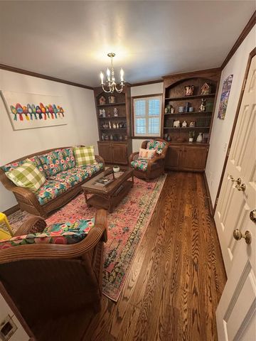 3701 E Waterloo Road, Edmond, OK 73034
