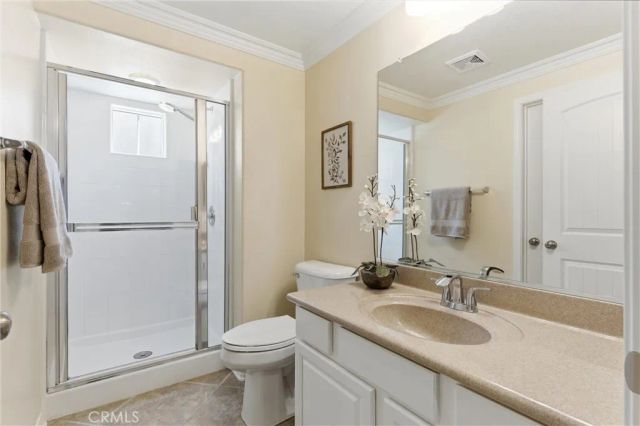 318 W Pebble Creek Lane, Orange, CA 92865