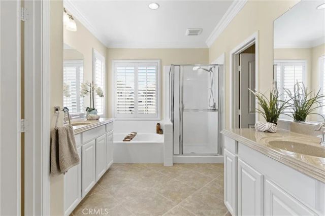 318 W Pebble Creek Lane, Orange, CA 92865