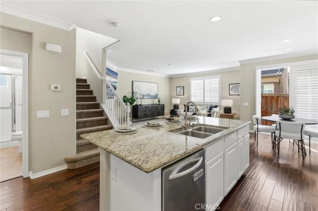 318 W Pebble Creek Lane, Orange, CA 92865