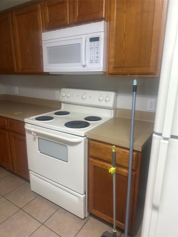 23269 High Point Street 71, Prairie View, TX 77445