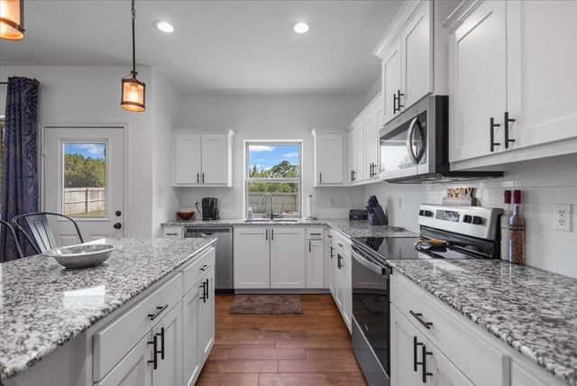 15443 Anna Lane, Lindale, TX 75771