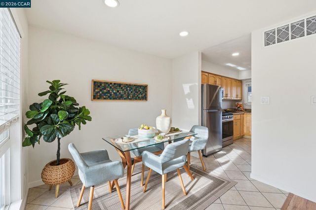 1195 Kenwal Rd B, Concord, CA 94521