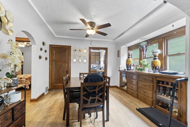 1017 N Chicago AVENUE, South Milwaukee, WI 53172