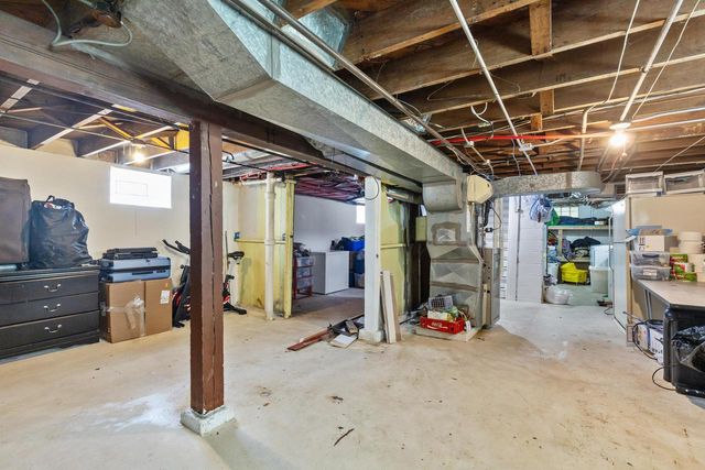 1017 N Chicago AVENUE, South Milwaukee, WI 53172