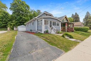 1017 N Chicago AVENUE, South Milwaukee, WI 53172