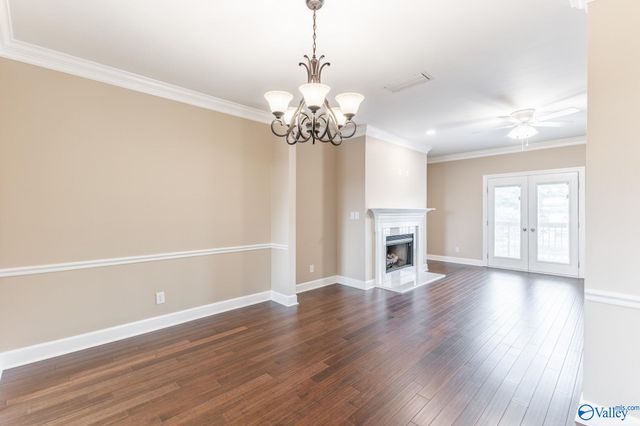 4770 Whitesburg Drive 301, Huntsville, AL 35802