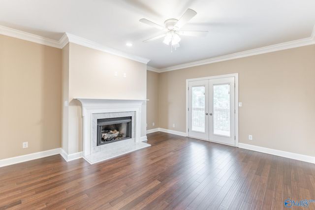 4770 Whitesburg Drive 301, Huntsville, AL 35802