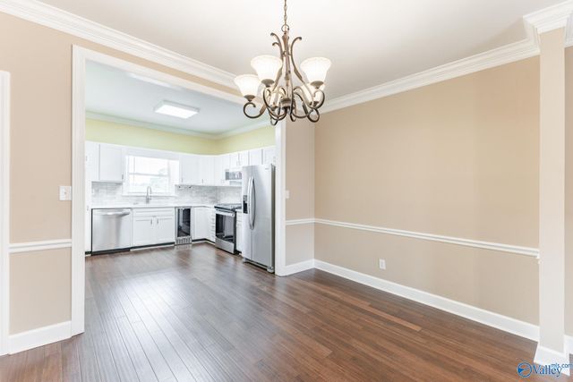 4770 Whitesburg Drive 301, Huntsville, AL 35802