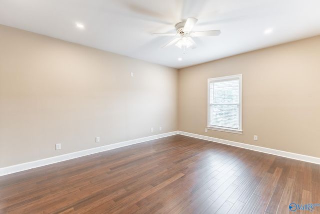 4770 Whitesburg Drive 301, Huntsville, AL 35802