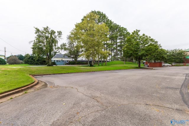 4770 Whitesburg Drive 301, Huntsville, AL 35802