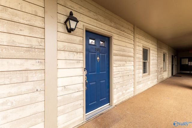4770 Whitesburg Drive 301, Huntsville, AL 35802