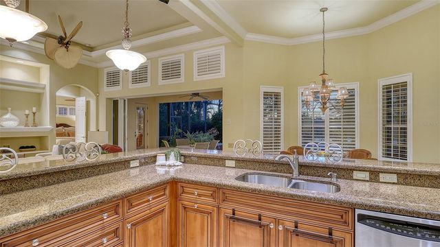 7512 ABBEY GLEN, Lakewood Ranch, FL 34202