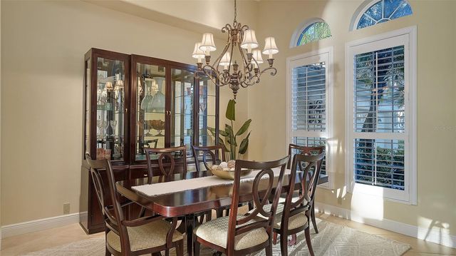 7512 ABBEY GLEN, Lakewood Ranch, FL 34202
