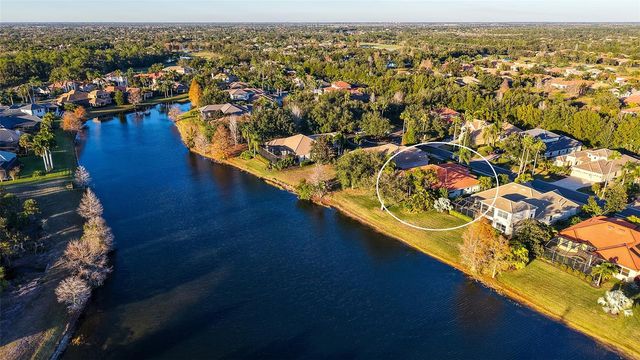 7512 ABBEY GLEN, Lakewood Ranch, FL 34202