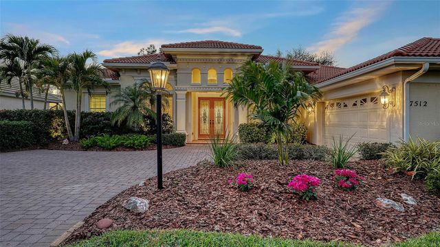 7512 ABBEY GLEN, Lakewood Ranch, FL 34202