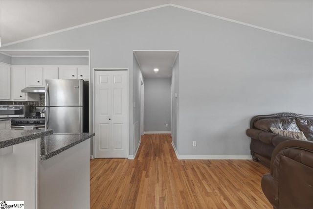 412 Rockcove Road, Inman, SC 29349