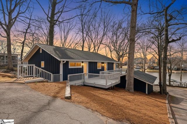 412 Rockcove Road, Inman, SC 29349