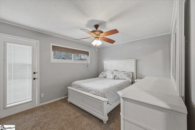 412 Rockcove Road, Inman, SC 29349