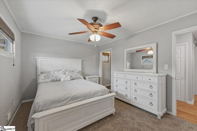 412 Rockcove Road, Inman, SC 29349