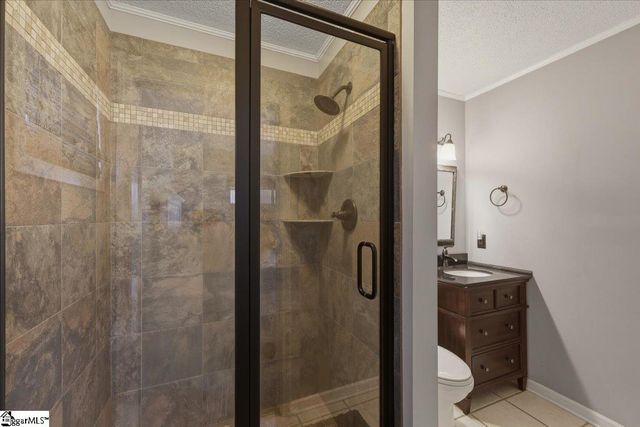 412 Rockcove Road, Inman, SC 29349